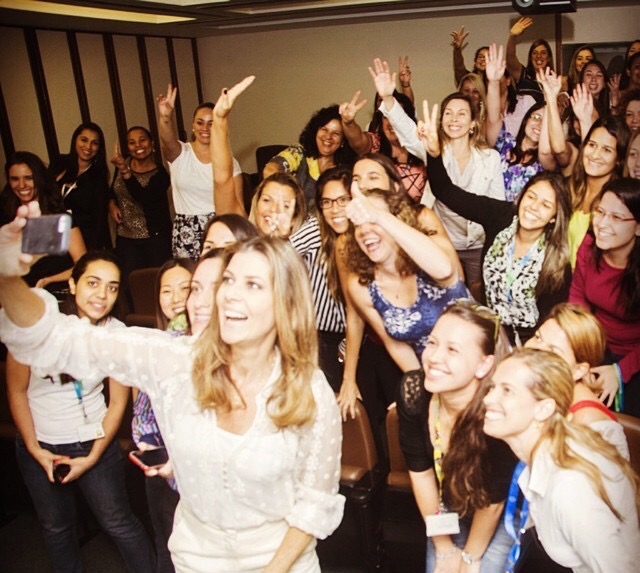 Fim de uma palestra divertidíssima para a Semana da Mulher - Bayer Brasil