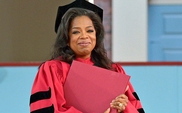 Em 2013, Oprah recebeu da Universidade de Harvard, a mais importante universidades dos Estados Unidos, o título de Doutor Honoris Causa