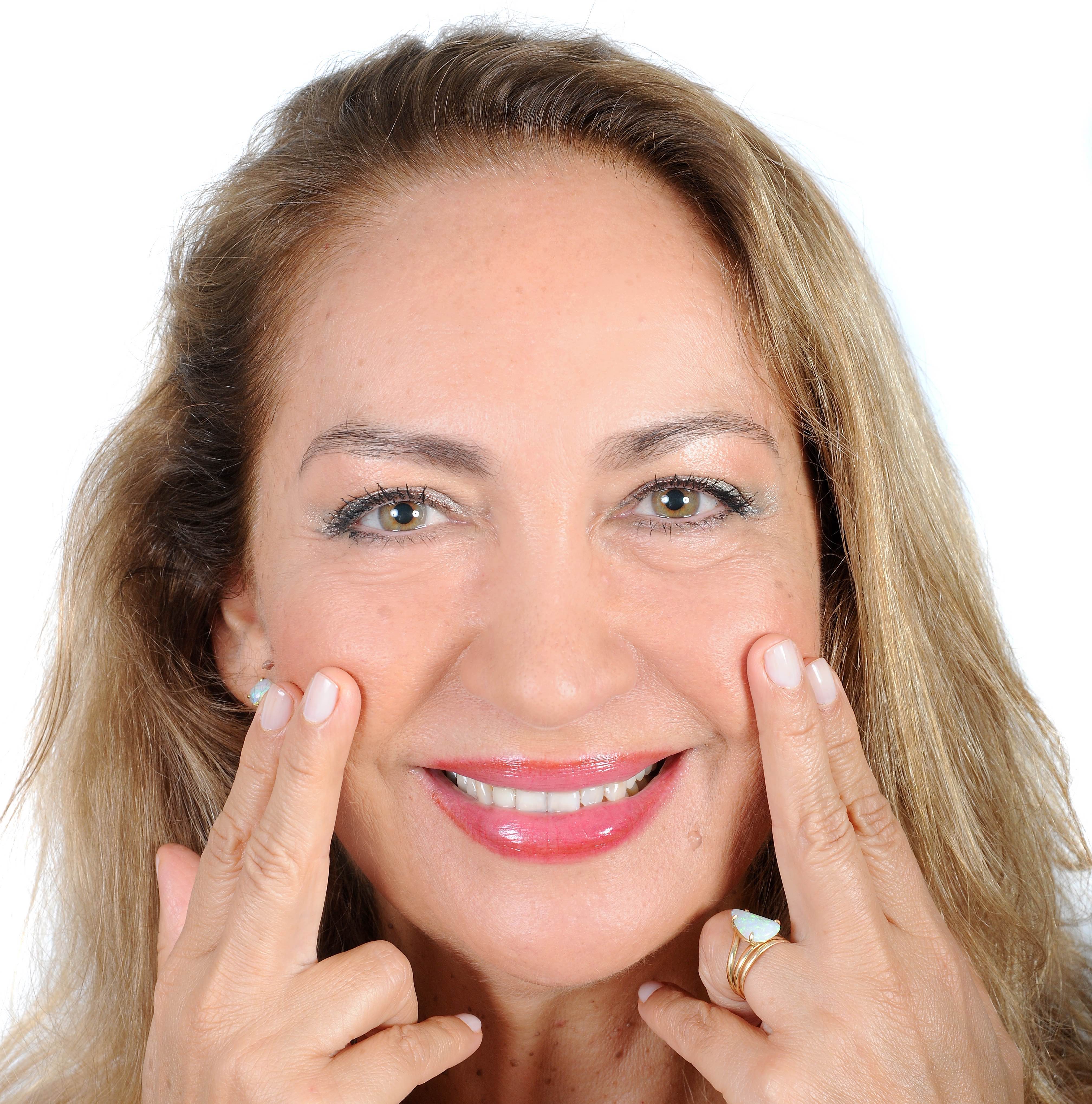 Como rejuvenescer o rosto com exercícios